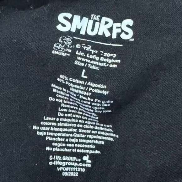 The Smurfs Love Nation Graphic Short Sleeve Tee Shirt Men’s Large - Picture 2 of 3